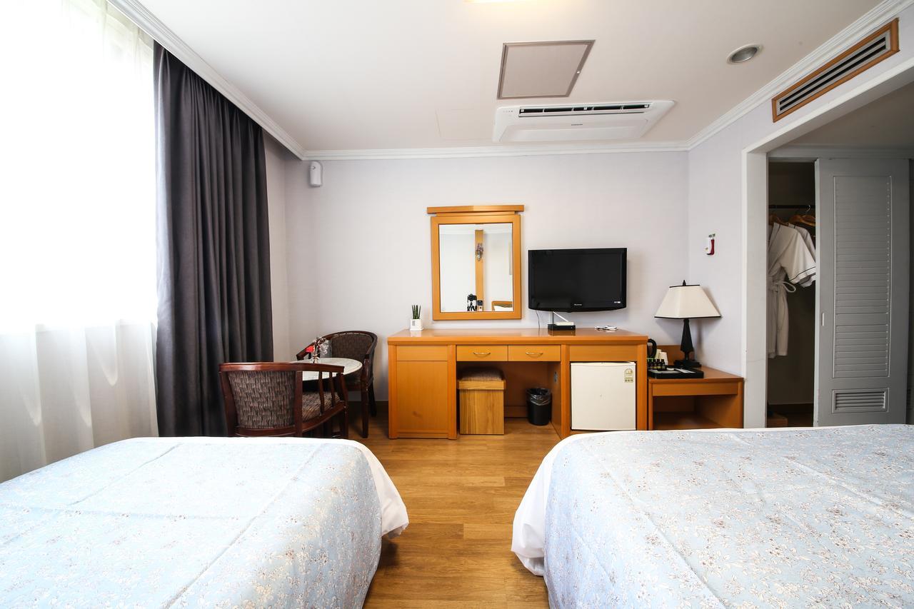 Gwangalli Utopia Tourist Hotel Пусан Екстериор снимка