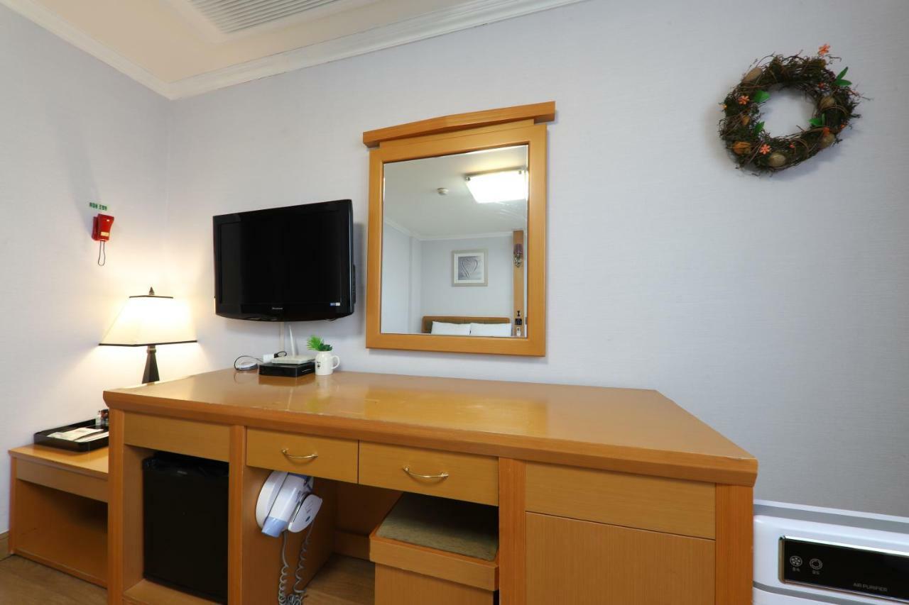 Gwangalli Utopia Tourist Hotel Пусан Екстериор снимка